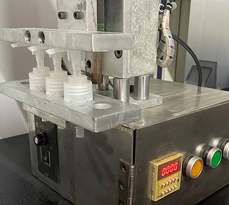 33 410 مضخة المكافأة للوشن اليسار اليمنى المسمار القفل القفل الزجاجة المكافأة للوشن مضخة الغطاء 1